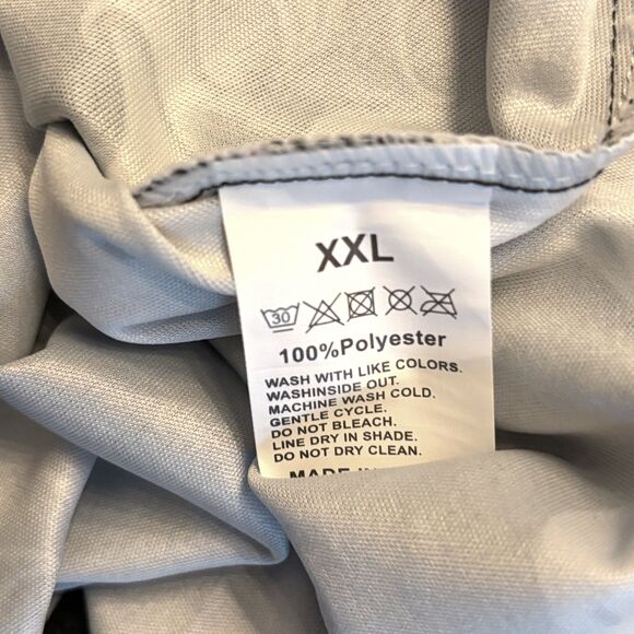 Woman's XXL Nurse Scrub Cute Ghostly Print V-Neck Front Pockets Scrub Top #B - Picture 5 of 5